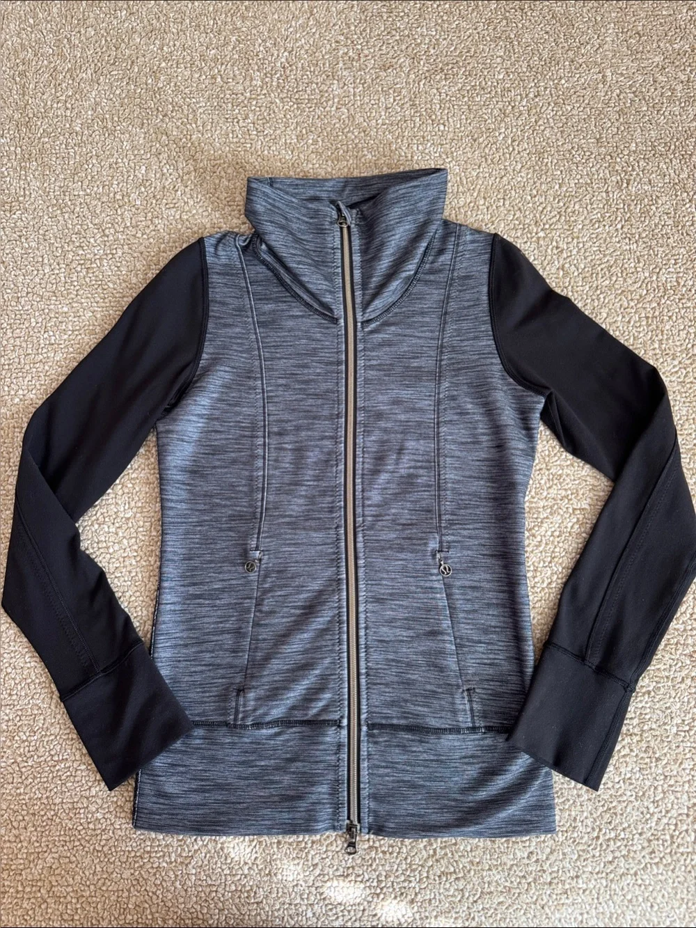 Lululemon Heather Gray Black Full Zip Athletic Jacket Size 4